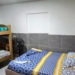 apartamentos y habitaciones caracoles del mar cerca a la playa
